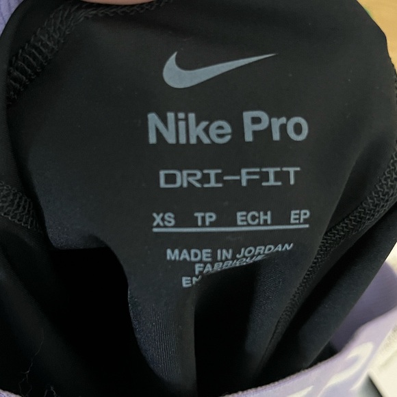 Womens Nike Pro Shorts Size XS - Picture 5 of 5